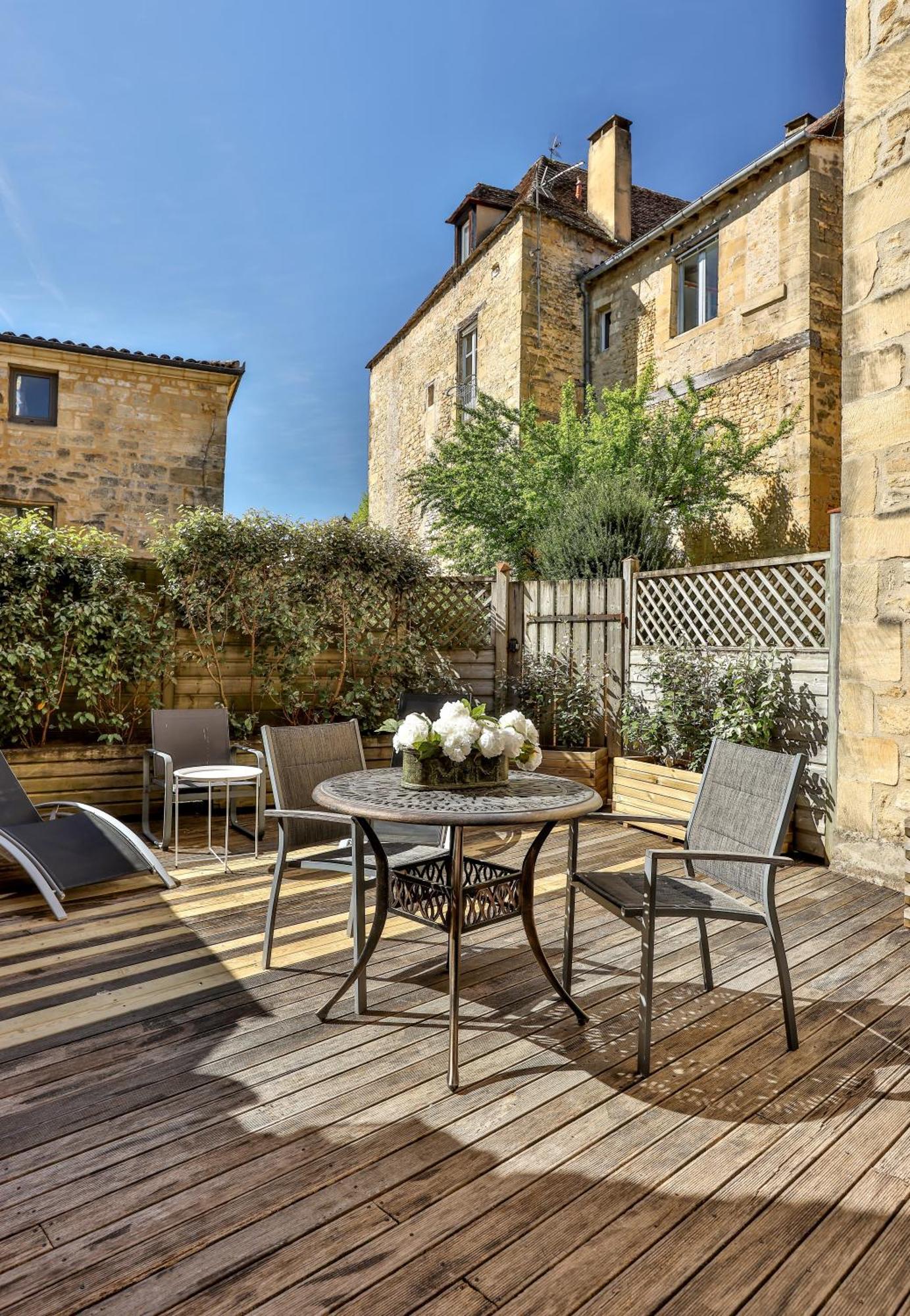 La Villa Des Consuls - Gite De Tourisme De Charme Sarlat Exterior foto