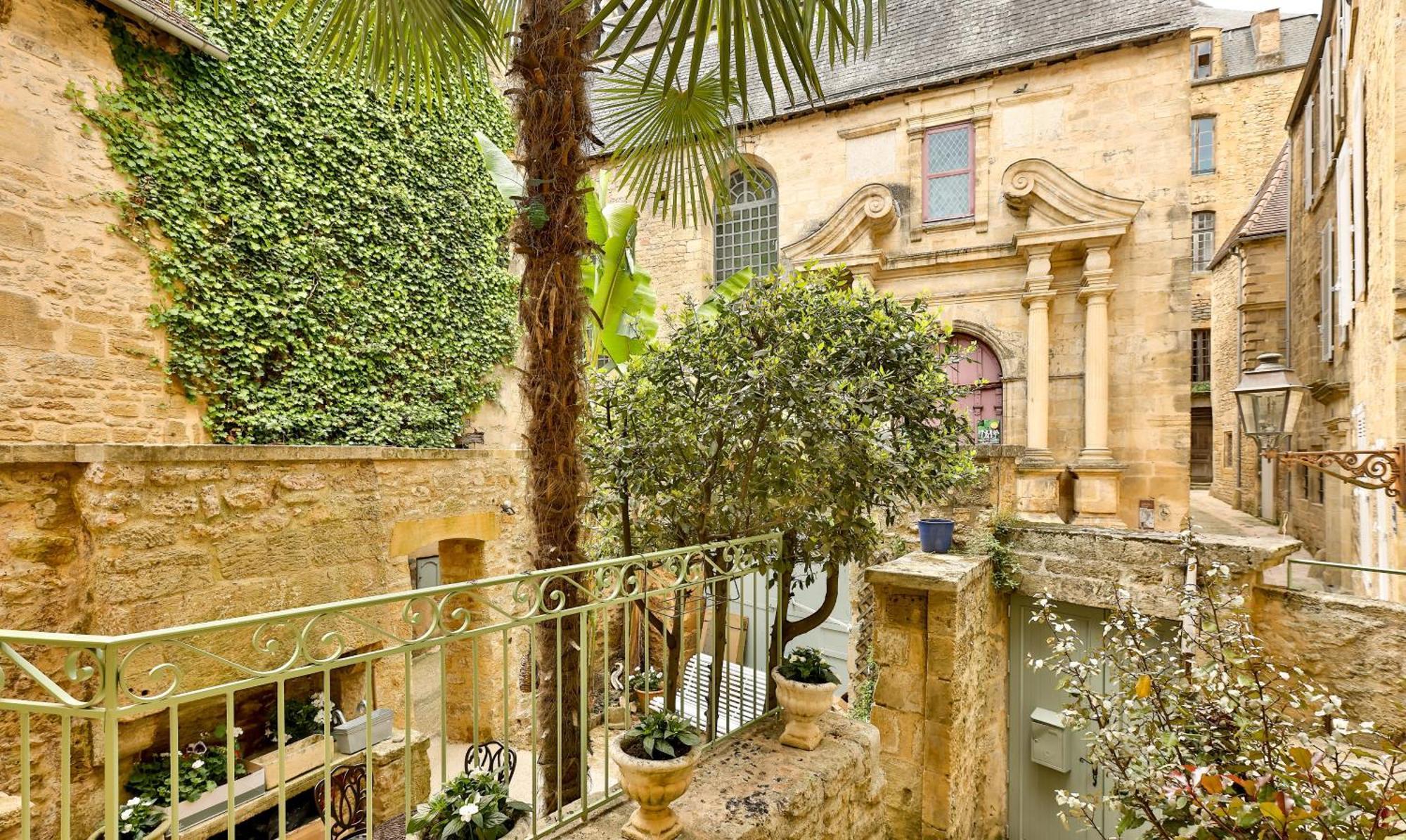 La Villa Des Consuls - Gite De Tourisme De Charme Sarlat Exterior foto